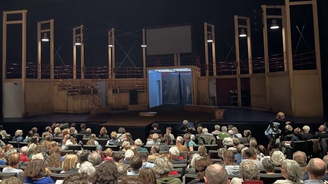 Retour des vacances d’automne… intense pour les CPGE ECT2 ! Retour des vacances d’automne… intense pour les CPGE ECT2 !