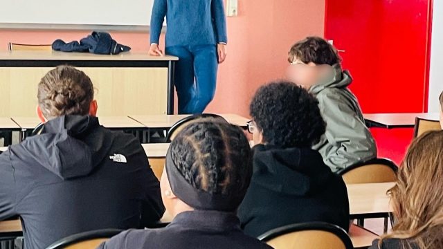 Les Term. Accueil et Vente échangent avec Abalone