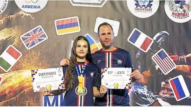 Alyssia Bourgouin, élève à Lesven, double championne d'Europe de Muay Thaï en Arménie