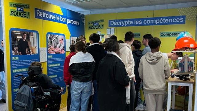 Les 1ères bac pro tertiaires sensibilisés aux métiers du commerce 