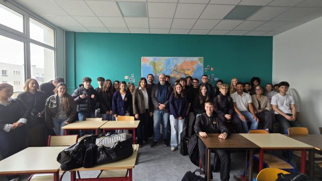 Visite en BTS CI, de Manuel Peña, professeur espagnol, de logistique et de commerce international Visite en BTS CI, de Manuel Peña, professeur espagnol, de logistique et de commerce international