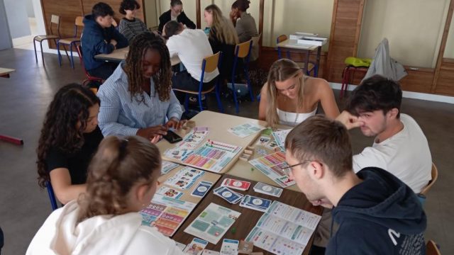 Les DCG2 et 3 s'affrontent sur deux jeux sérieux de la Banque de France