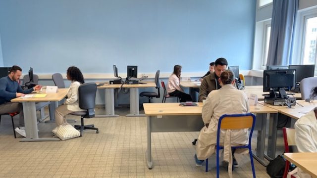 Les secondes MRC1 s'exercent avec des professionnels