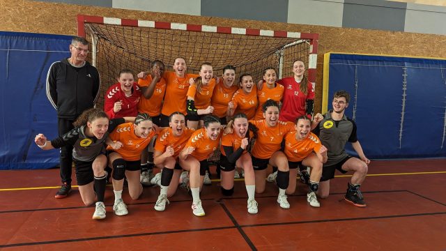 Le CLÉ handball du lycée Lesven remporte la finale académique UNSS dans la catégorie excellence ! Chapeau bas !