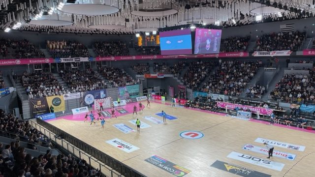 La sortie au match BBH/Toulon de mercredi 6/04/22 avec les deux groupes de premières EPPCS. La sortie au match BBH/Toulon de mercredi 6/04/22 avec les deux groupes de premières EPPCS.