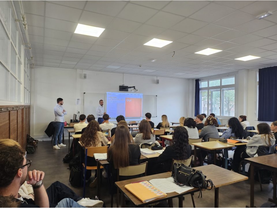 Deux professionnels du réseau immobilier ORPI L2M Immobilier rendent visites à nos BTS Professions immobilières 