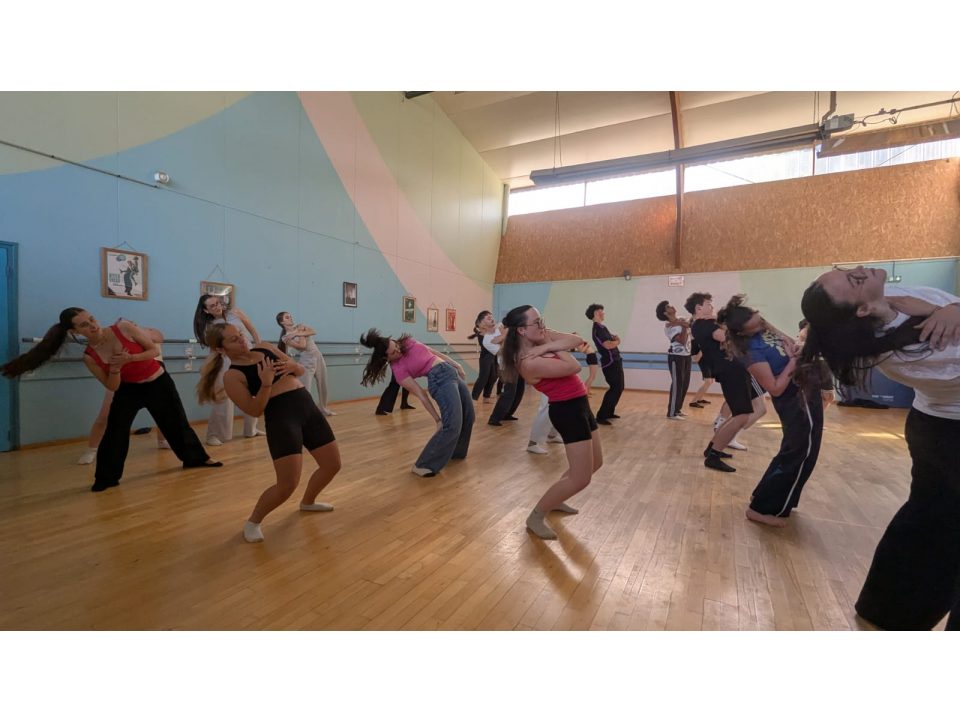  Le festival départemental UNSS de danse : Une réussite pour la première participation de Lesven !