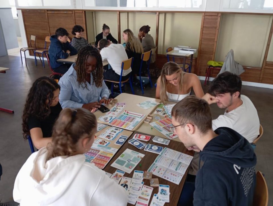 Les DCG2 et 3 s'affrontent sur deux jeux sérieux de la Banque de France