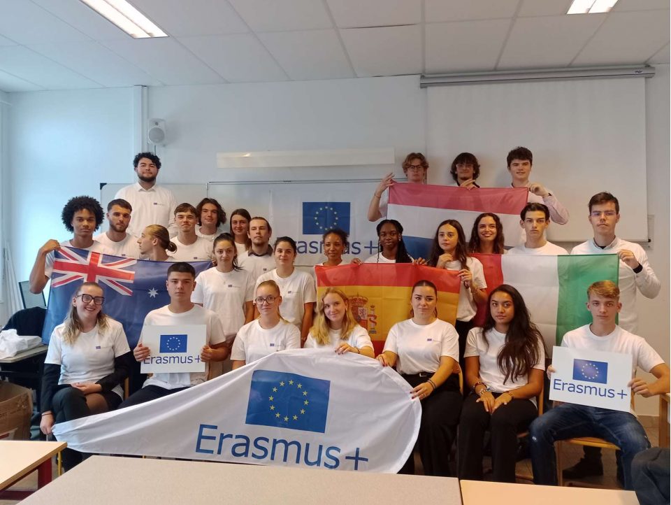 Moment de convivialité entre l’équipe pédagogique du BTS CI et les étudiants au retour de leur mobilité Erasmus+