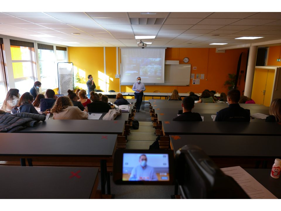 Les étudiants de BTS2GPME ont accueilli Didier VAUTHELIN (Gérant de Vauthelin paysages)