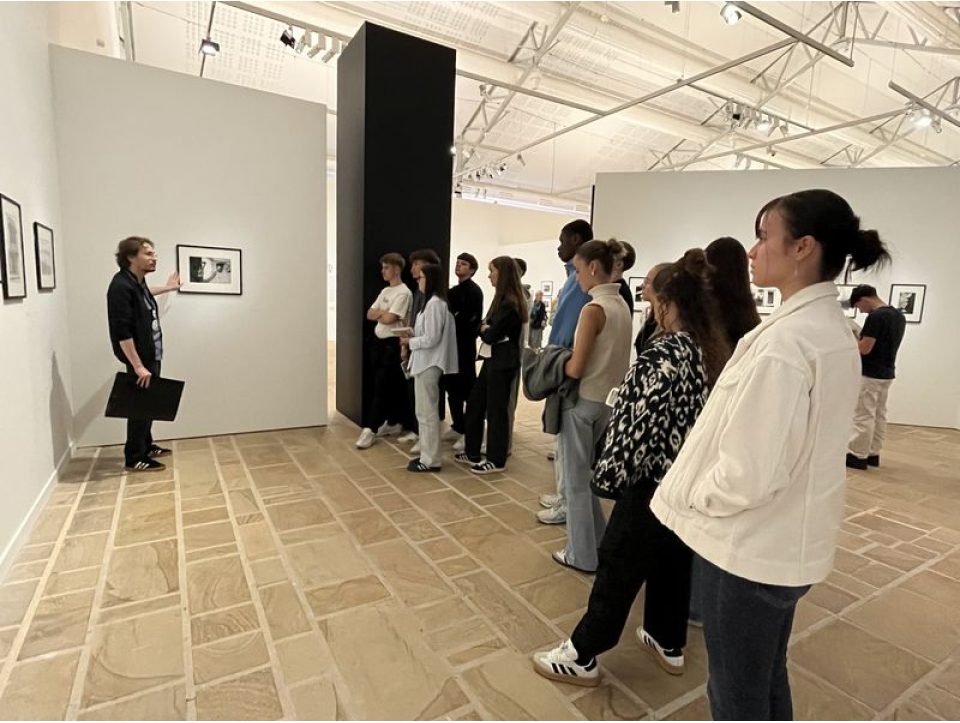 LES CPEC VISITENT L'EXPO HENRI CARTIER-BRESSON